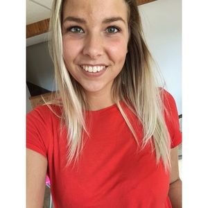 Meet your Posher, Kendra